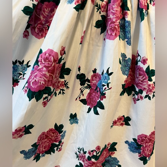 Collectif Jasmine Floral Swing skirt | XS NWT (UK 8) - Picture 5 of 7